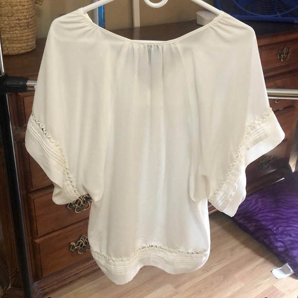 Summer blouse - Picture 2 of 2